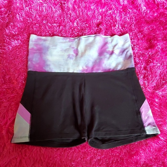 Victoria's Secret tye-dye shorts - Picture 2 of 5